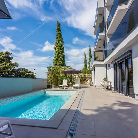 Oasis 3 - Maxim - Hr-10679-03 By Interhome Appartement Crikvenica