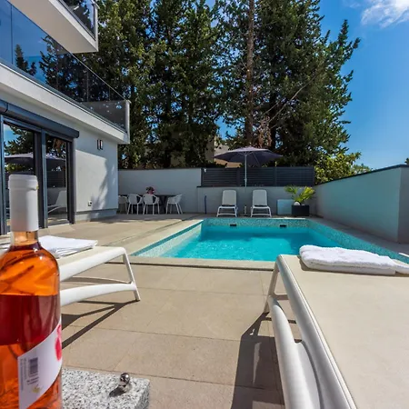 Oasis 3 - Maxim - Hr-10679-03 By Interhome Crikvenica
